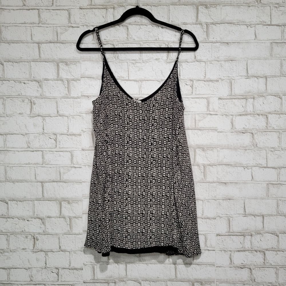 Ecote black and white‎ printed tank